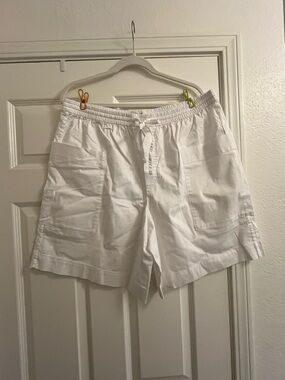 Everlane White Drawstring Utility Shorts for Women